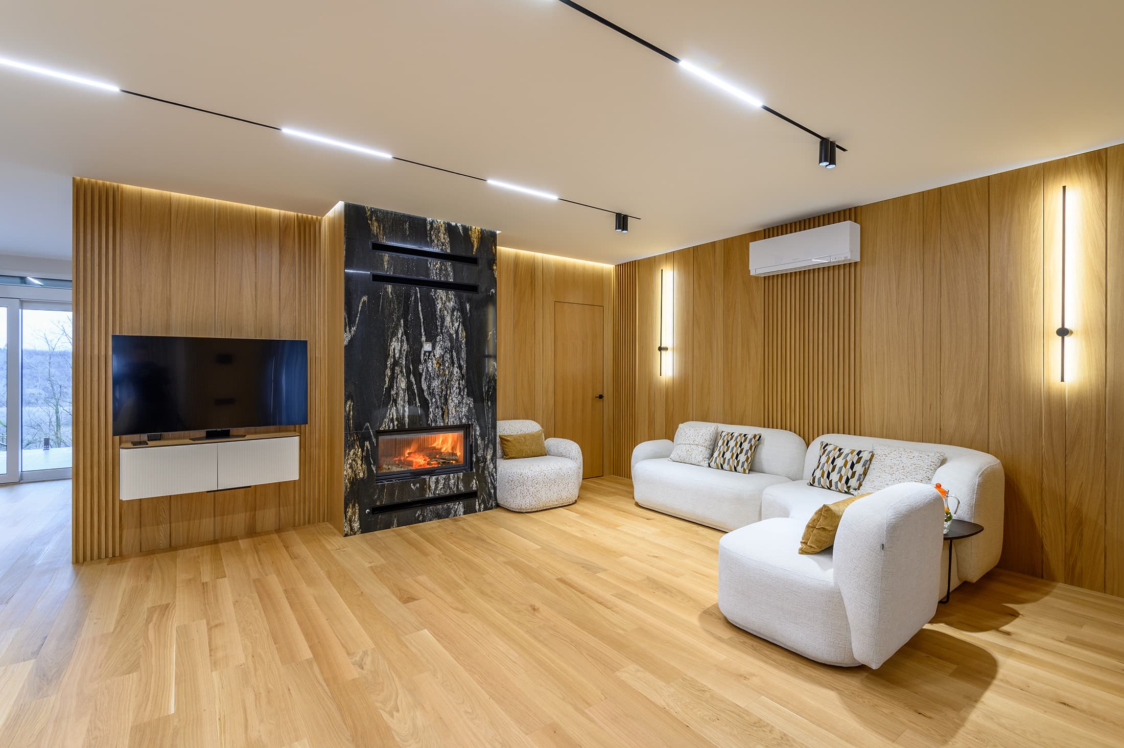living hero wood fireplace